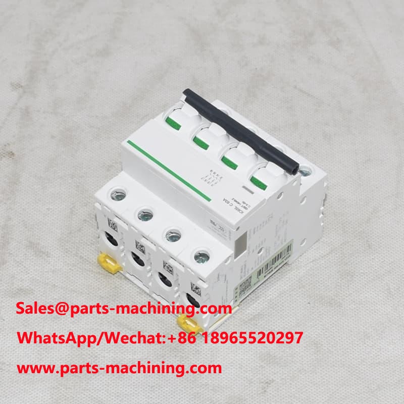 Interruptor automático miniatura IC65L-C63A-4P 4P C 63A
