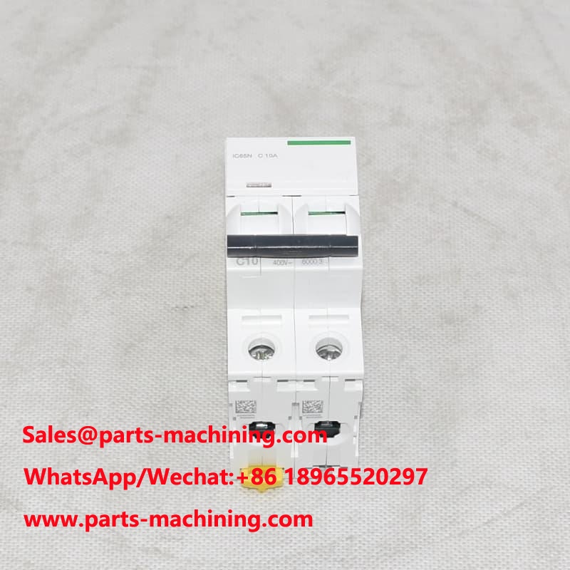 Interruptor automático de vacío IC65N 2P C10A A9F18210