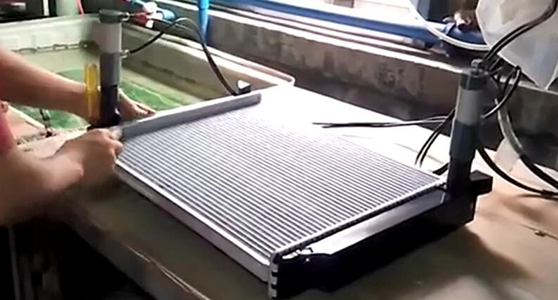 Video de prueba del tanque del radiador